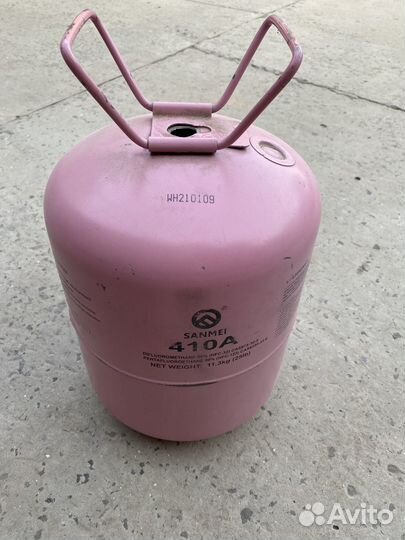 Пустой баллон из под фриона бак