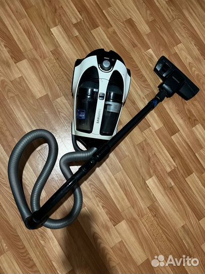 Пылесос строительный Konti