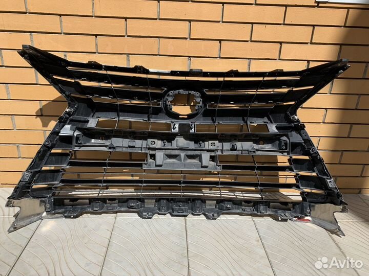 Решетка радиатора