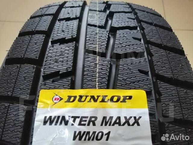 Dunlop Winter Maxx WM01 225/55 R18