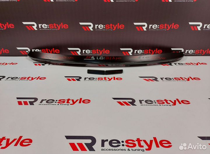 Спойлер Наверх Toyota Vitz 130 Черный