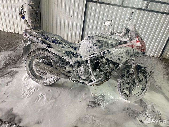 Yamaha XJ 400 Diversion