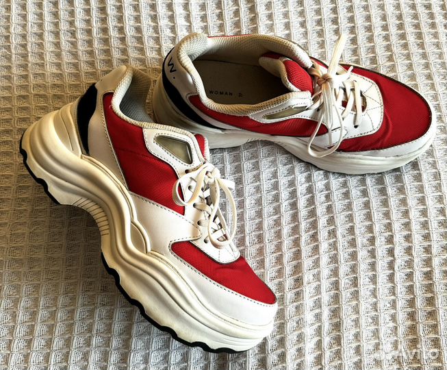 Кроссовки женские Zara 37 р