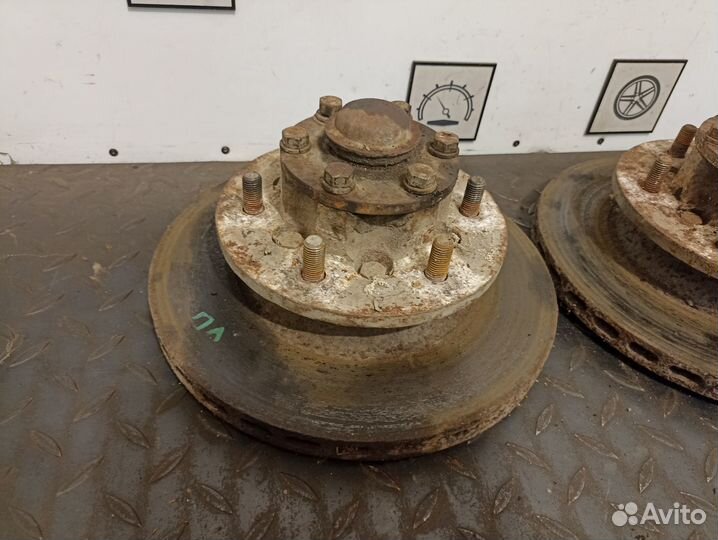 Ступица передняя для Mitsubishi Pajero 1