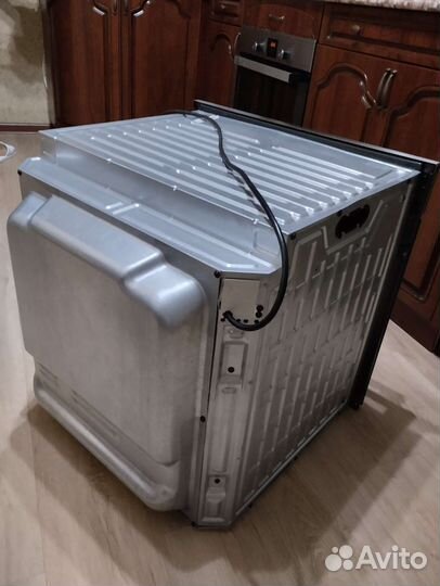 Электрическая духовка Hotpoint ariston