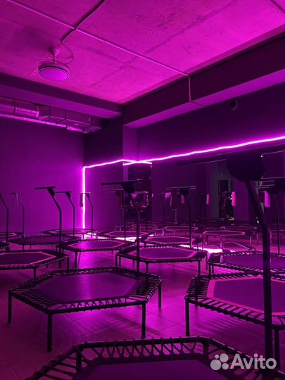 Джампинг - Фитнес на мини батуте, Слайдинг