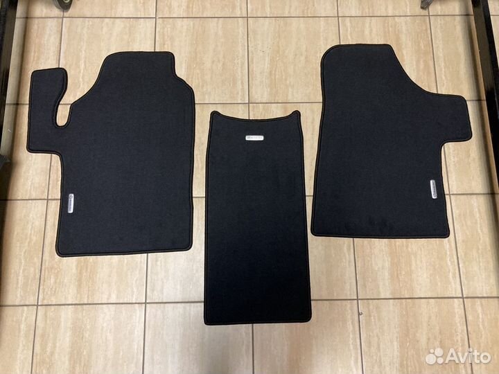 Коврики велюровые Mercedes Viano Vito w639