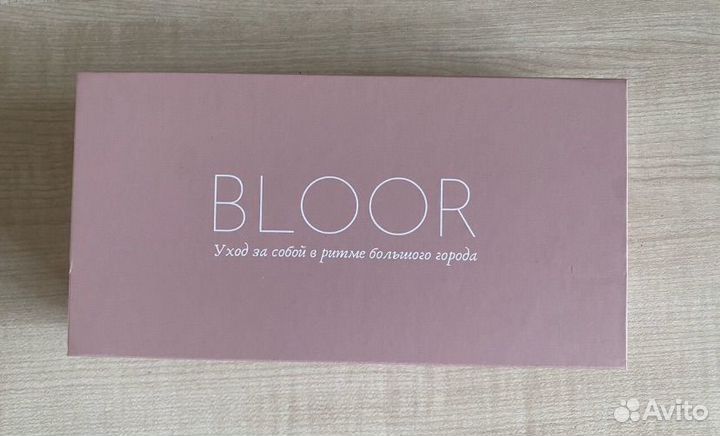 Массажер для лица Bloor