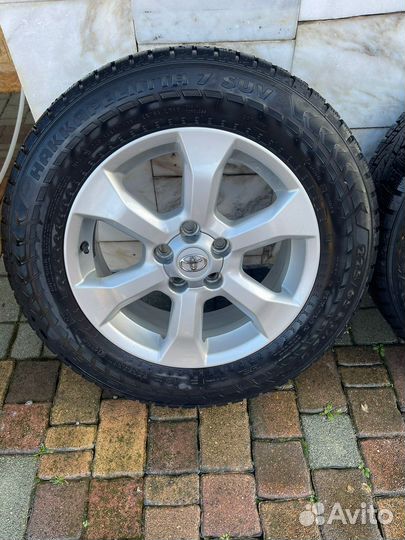 Колеса диски 225/65/r17 на Тойота Рав 4 оригинал