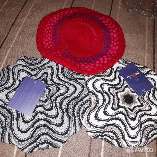 Берет женский новый