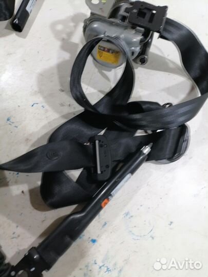 Ремень безопасности передний правый (Hongqi H5 I)