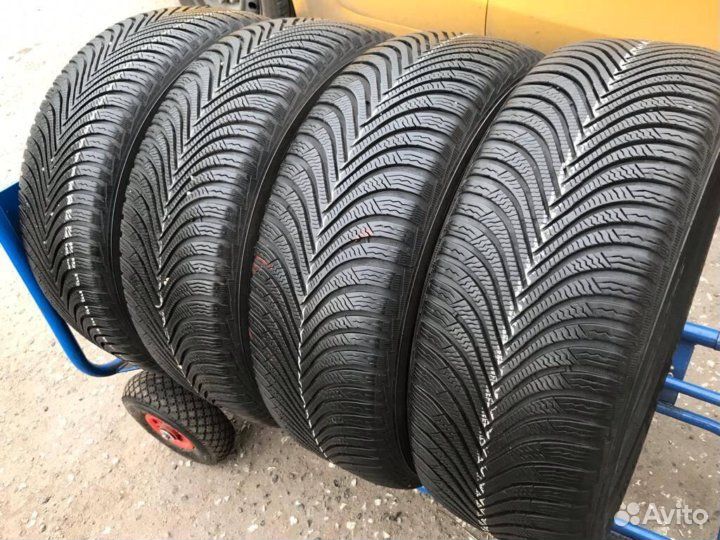 Michelin Alpin 5 215/60 R16