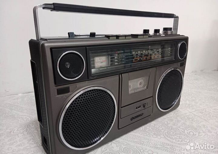 Магнитофон Sanyo Радиоприёмник Бумбокс Кассетник