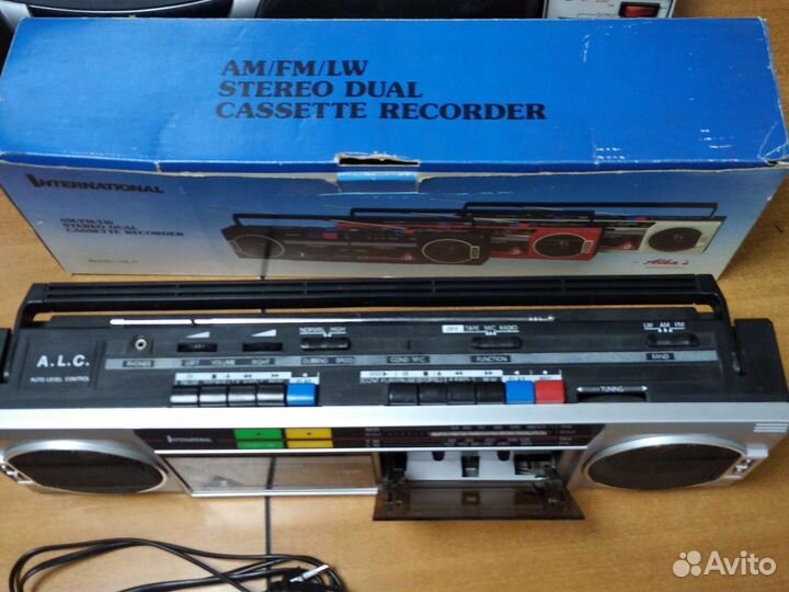 Магнитола двухкассетная International AK-21