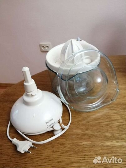 Соковыжималка электрич Филипс, новая