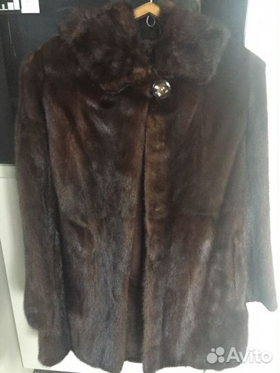 Норковый полушубок с капюшоном