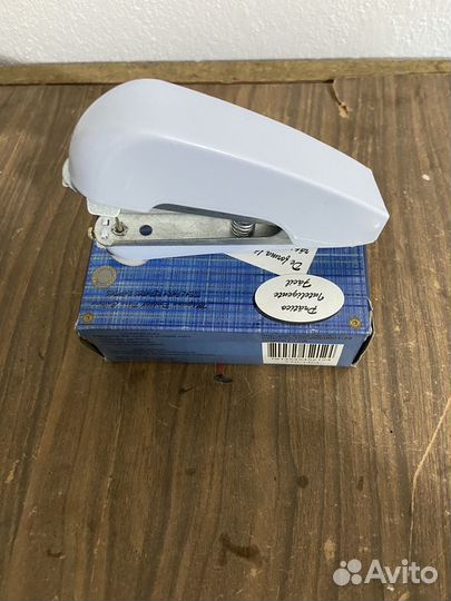 Мини швейная машинка