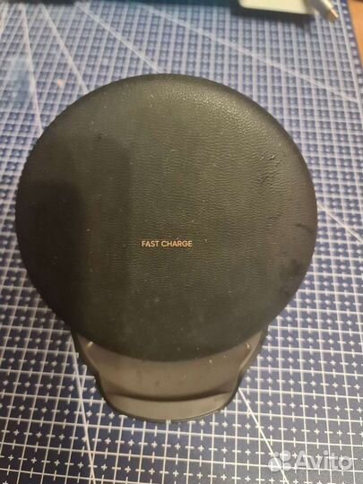 Беспроводная зарядка Samsung EP-PG950