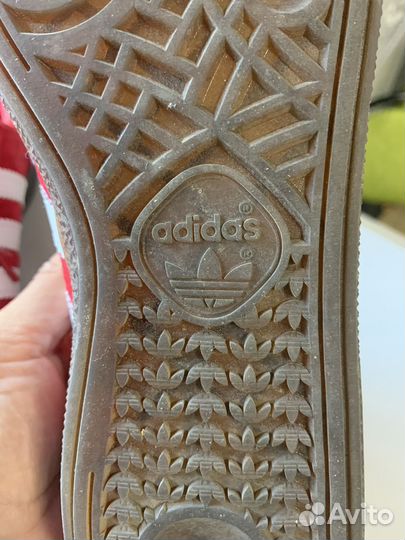 Кроссовки adidas