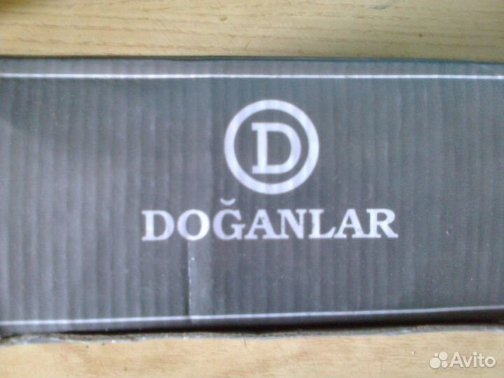 Оконные ручки и петли дверные