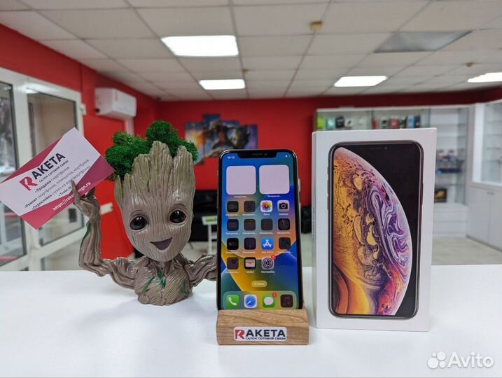 iPhone Xs, 64 ГБ