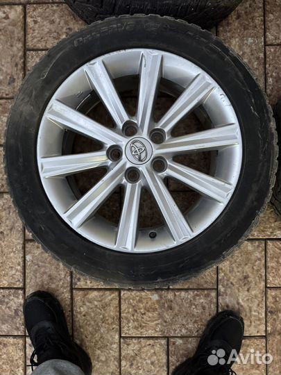 Колеса в сборе r17 зимние camry corolla toyota