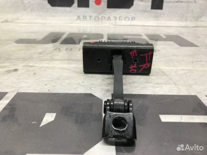 Ограничитель двери передний правый Bmw X5 E70 4.8