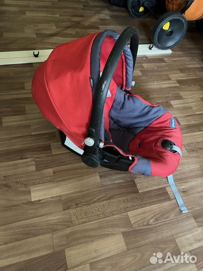 Автокресло chicco 0-12 мес