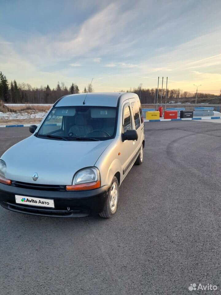 Renault Kangoo цельнометаллический, 2002