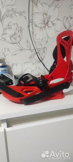 Крепление для сноуборда Union Rosa M цвет red hot