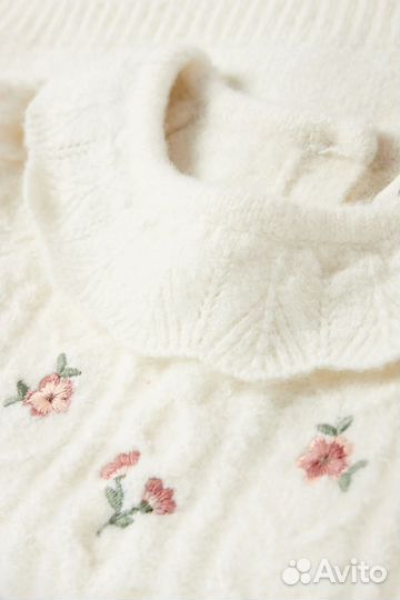 Свитер с вышивкой C&A Германия