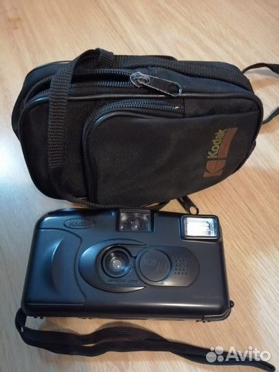 Фотоаппараты, диапроектор, колонки