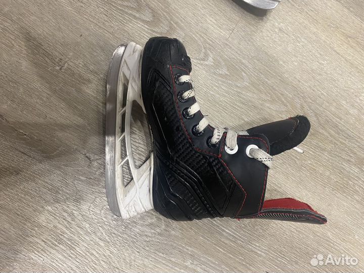 Коньки детские bauer yth 10