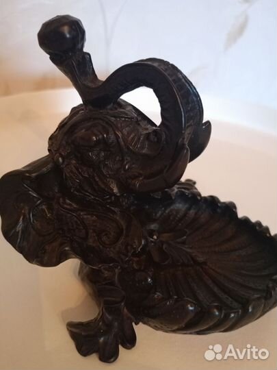 Красивая статуэтка слон- пепельница из Тайланда