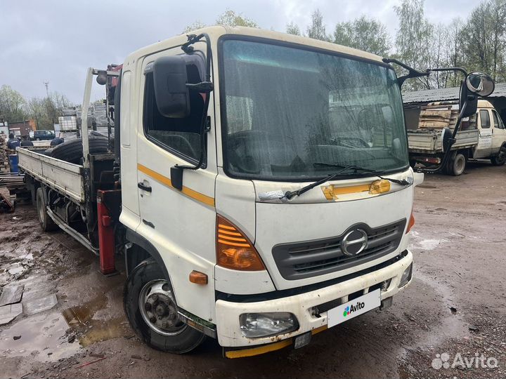 Hino 500 (Ranger) с КМУ, 2014