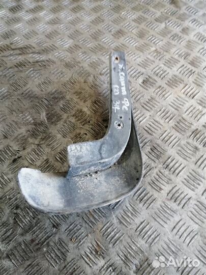 Брызговик задний левый Hyundai Santa Fe CM D4HB