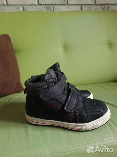 Ботинки демисезонные р. 30