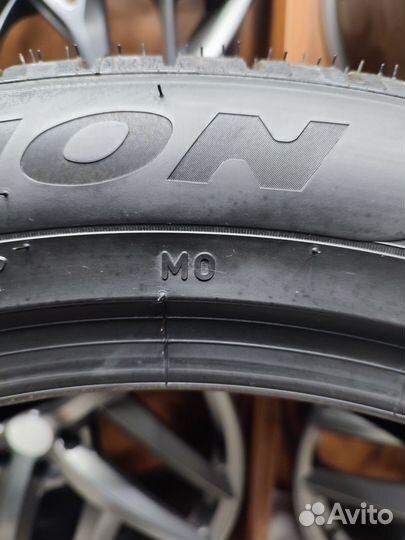 Pirelli Scorpion Winter 285/45 R22 и 325/40 R22 114V