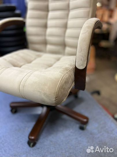 Компьютерное кресло