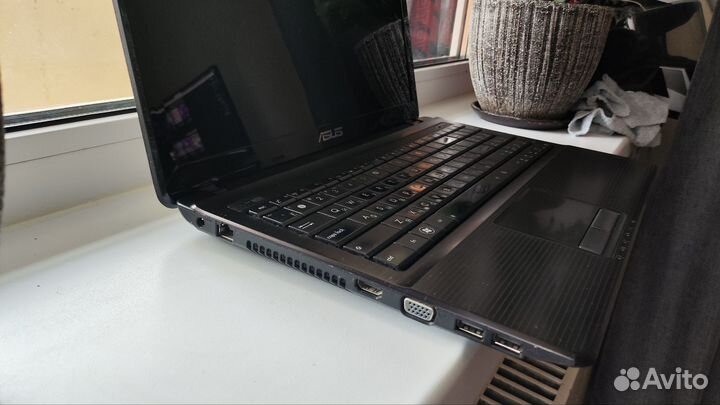 Ноутбук Asus