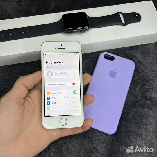 iPhone SE, 32 ГБ