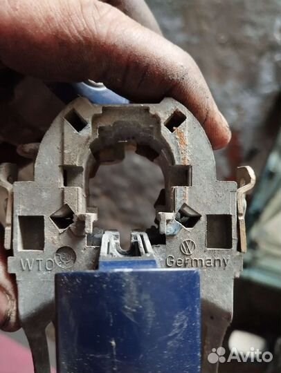 Ручка передней правой двери VW Passat B5 B5+