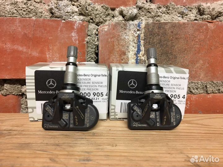 Датчик давления в шине для Mercedes новые / ориг