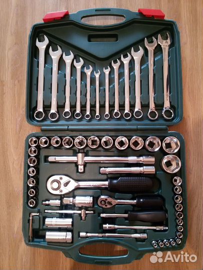 Набор инструментов для авто 61 предмет