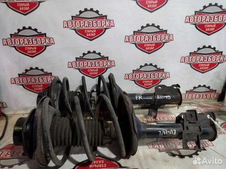 Стойка передняя Nissan Bluebird EU13 SR18(DE) 1995