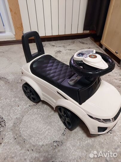 Машинка каталка толокар