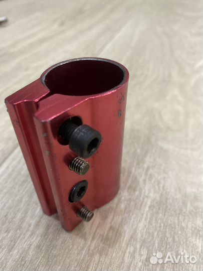 Зажим для трюкового самоката скс