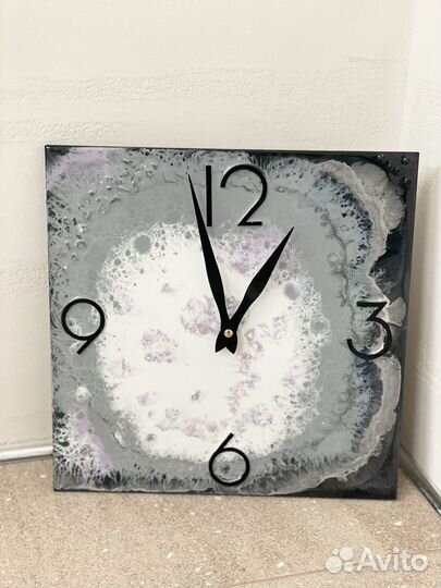 Дизайнерские часы ручная работа