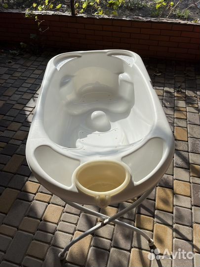 Ванночка для купания с подставкой, фирма CAM