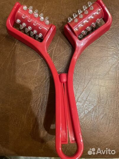 Массажер для тела и тональный крем-вуаль, Франция